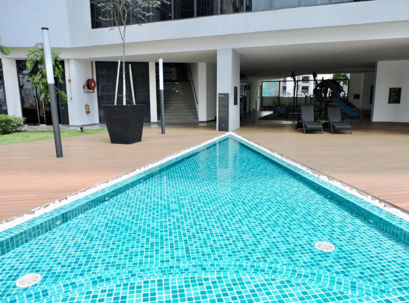 Kl Gateway Residences *