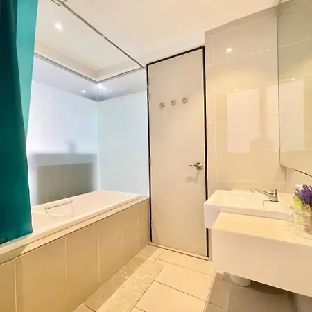Kl Gateway Residences Kuala Lumpur Exterior photo